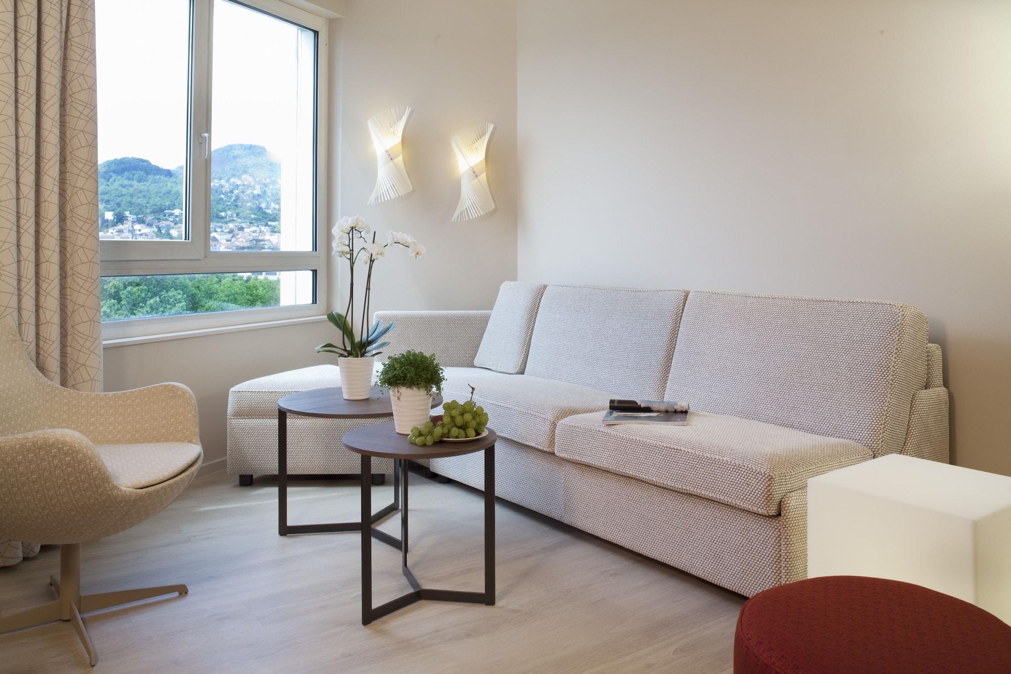Oceania Clermont Ferrand Hotel Ngoại thất bức ảnh