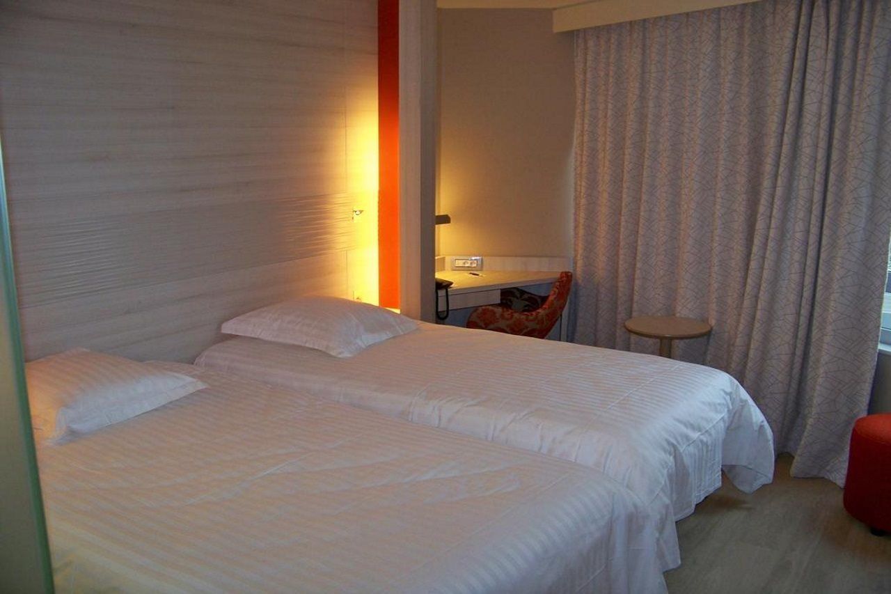 Oceania Clermont Ferrand Hotel Ngoại thất bức ảnh