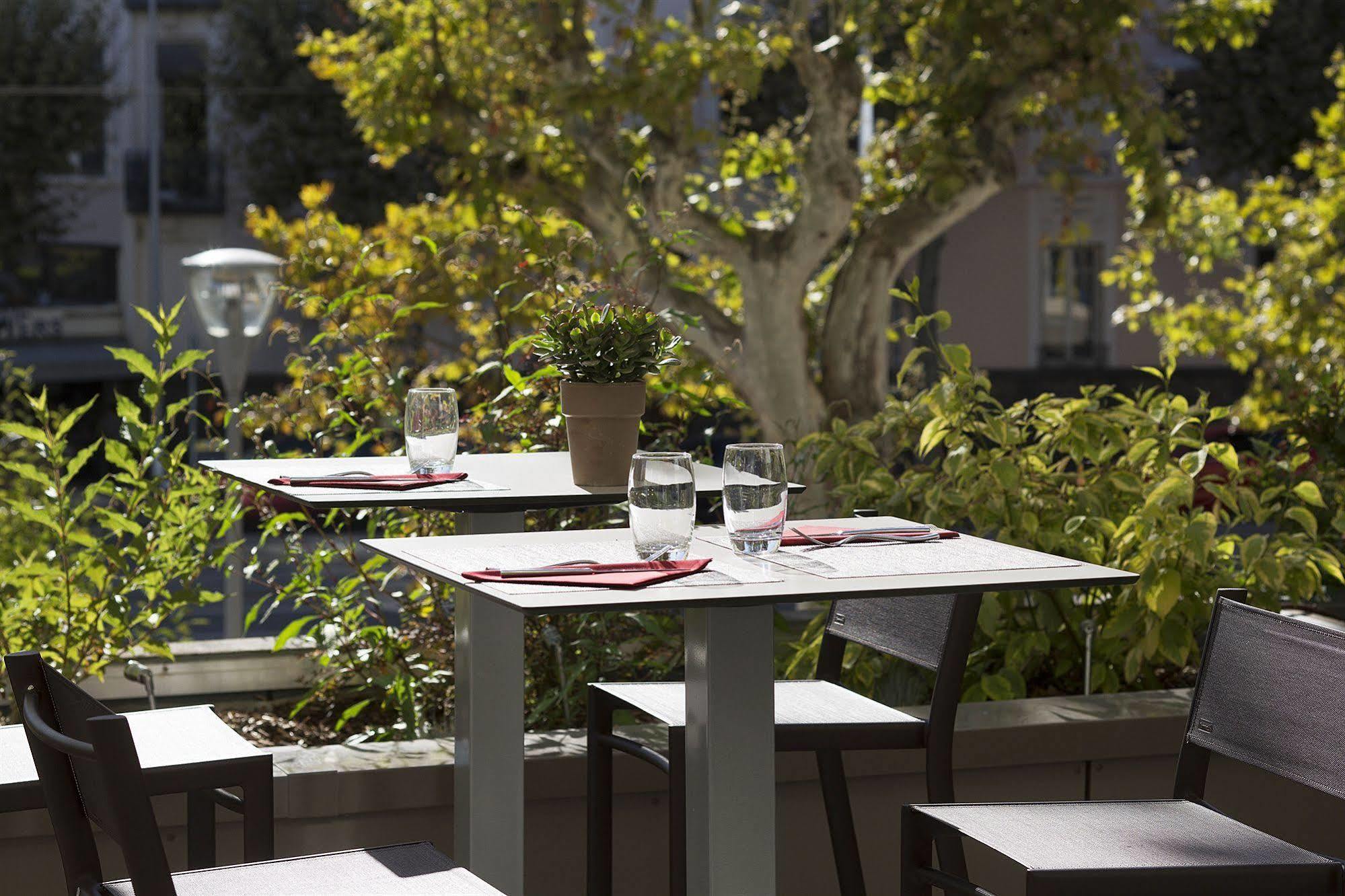 Oceania Clermont Ferrand Hotel Ngoại thất bức ảnh