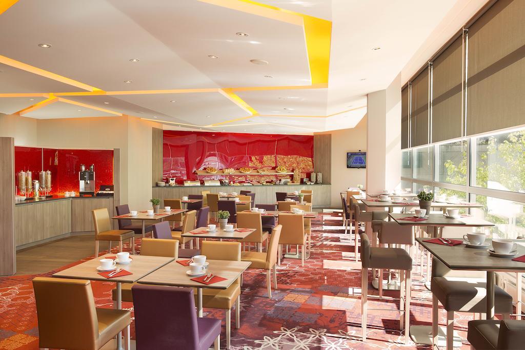 Oceania Clermont Ferrand Hotel Ngoại thất bức ảnh
